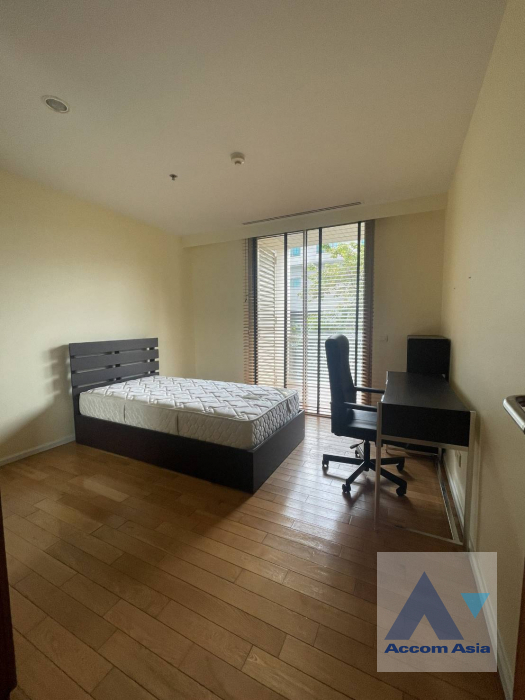 8  2 br Condominium for rent and sale in Silom ,Bangkok MRT Silom - BTS Sala Daeng at The Legend Saladaeng AA38626