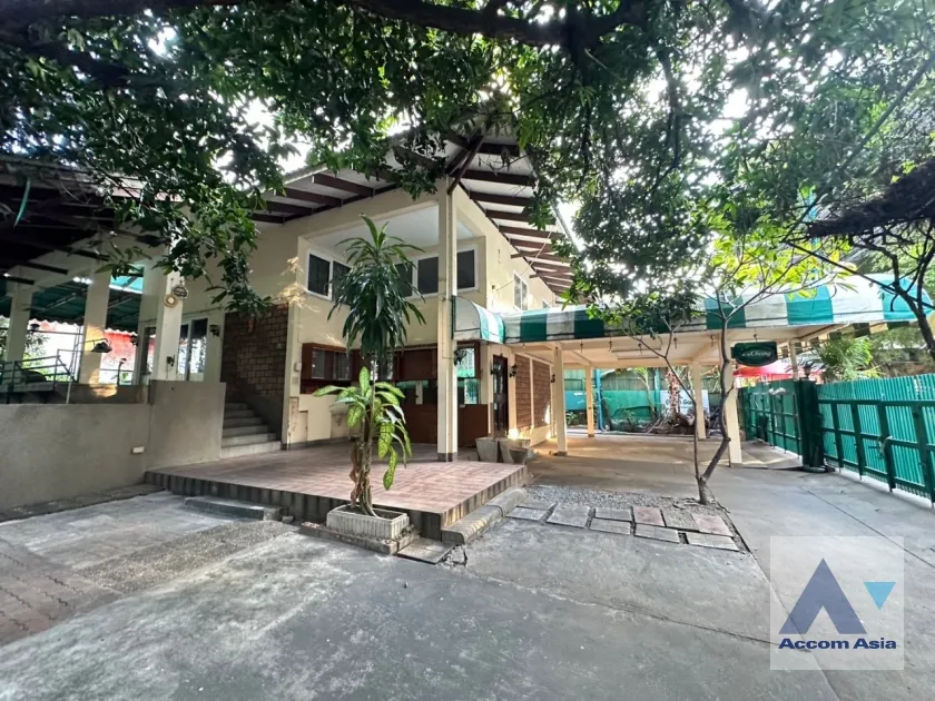 unit House For Sale in Sukhumvit, Bangkok  near BTS Asok (AA38638)