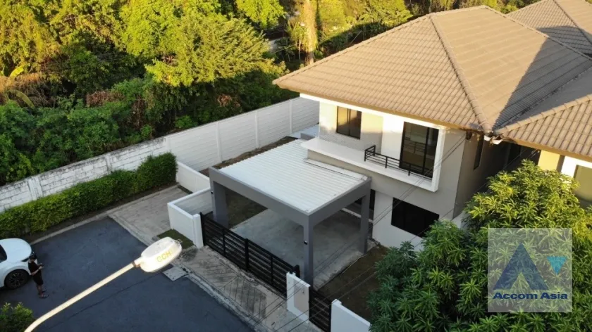  1  3 br House For Sale in Samutprakan ,Samutprakan  at Areeya Como Bangna Km.10 AA38647