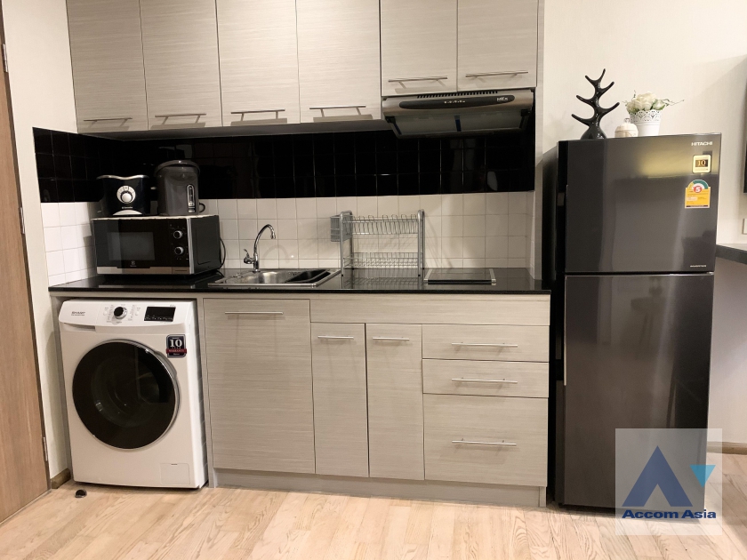 unit 1 Bedroom  Condominium For Rent in Sukhumvit, Bangkok  near BTS Thong Lo (AA38652)