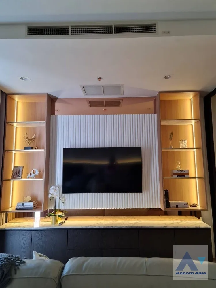 5  1 br Condominium for rent and sale in Ploenchit ,Bangkok BTS Ploenchit at Noble Ploenchit AA38659