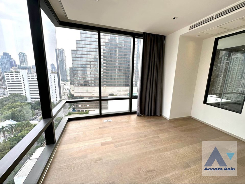 10  2 br Condominium For Sale in Silom ,Bangkok BTS Chong Nonsi at Ashton Silom AA38666