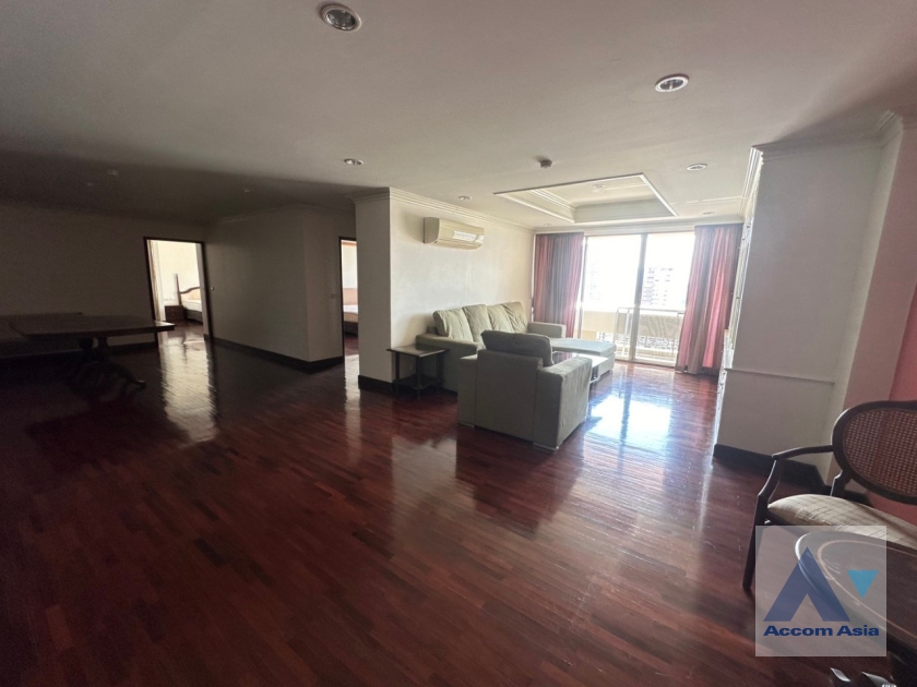  1  3 br Condominium for rent and sale in Sukhumvit ,Bangkok BTS Nana at Newton Tower AA38675