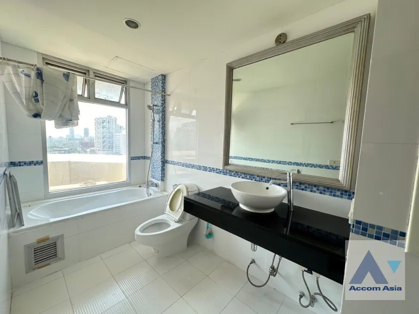 10  3 br Condominium for rent and sale in Sukhumvit ,Bangkok BTS Nana at Newton Tower AA38675