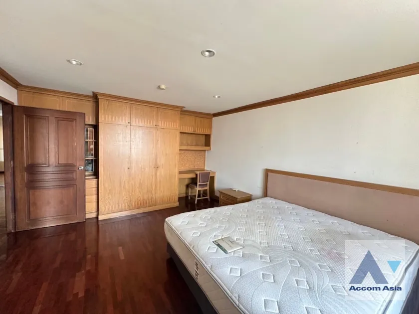 14  3 br Condominium for rent and sale in Sukhumvit ,Bangkok BTS Nana at Newton Tower AA38675