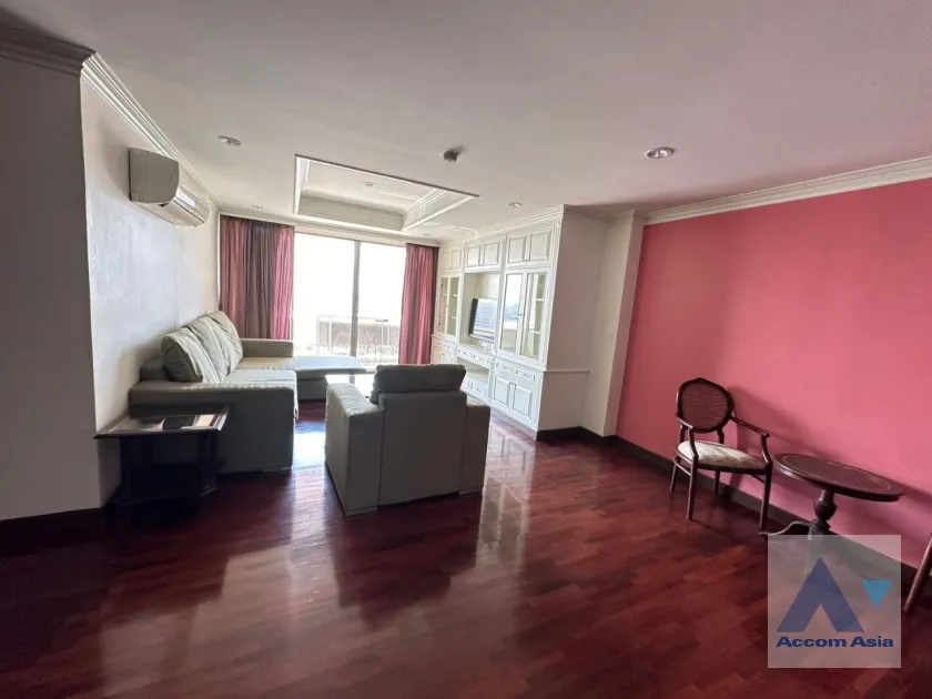 4  3 br Condominium for rent and sale in Sukhumvit ,Bangkok BTS Nana at Newton Tower AA38675