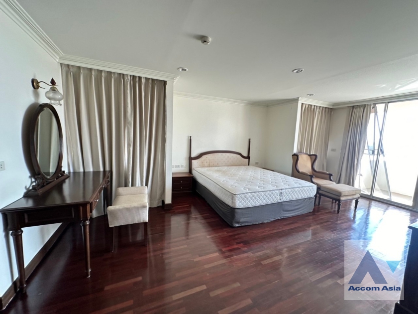 12  3 br Condominium for rent and sale in Sukhumvit ,Bangkok BTS Nana at Newton Tower AA38675
