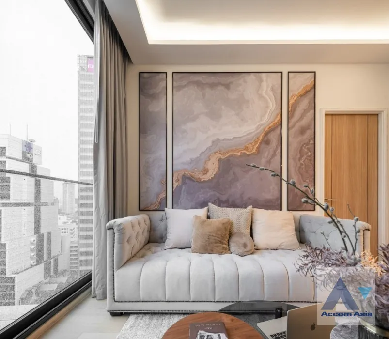 unit 2 Bedrooms  Condominium For Rent & Sale in Silom, Bangkok  near BTS Chong Nonsi (AA38678)