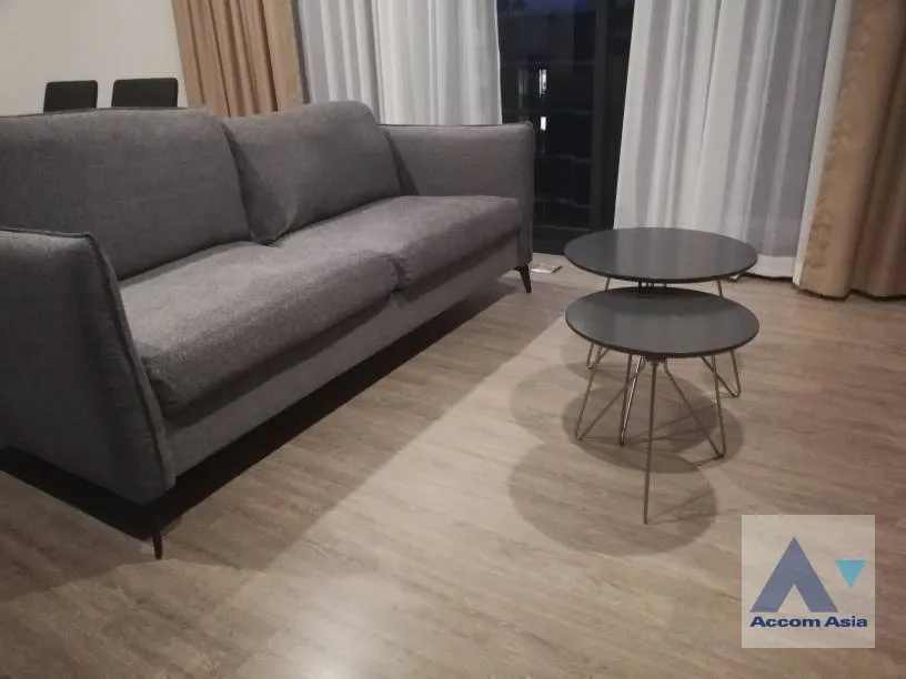 unit 2 Bedrooms  Condominium For Rent in Sukhumvit, Bangkok  near BTS On Nut (AA38685)