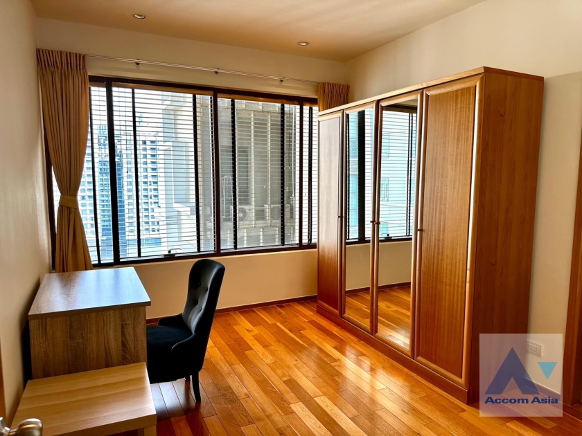 5  3 br Condominium For Rent in Sukhumvit ,Bangkok BTS Phrom Phong at The Emporio Place AA38687