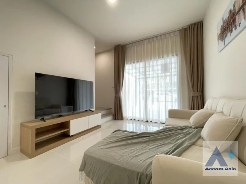 unit 2 Bedrooms  Townhouse For Rent in Samutprakan, Samutprakan  (AA38688)