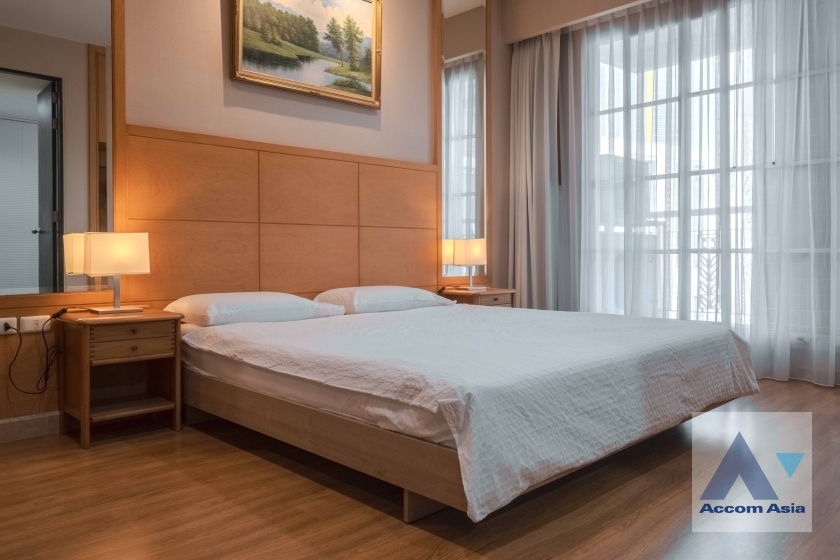 10  3 br Condominium For Rent in Sukhumvit ,Bangkok BTS Asok - MRT Sukhumvit at CitiSmart Sukhumvit 18 AA38696