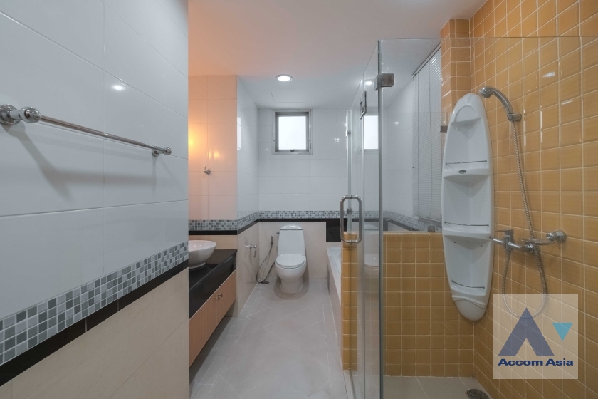 14  3 br Condominium For Rent in Sukhumvit ,Bangkok BTS Asok - MRT Sukhumvit at CitiSmart Sukhumvit 18 AA38696