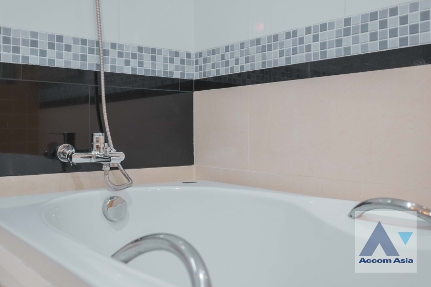 16  3 br Condominium For Rent in Sukhumvit ,Bangkok BTS Asok - MRT Sukhumvit at CitiSmart Sukhumvit 18 AA38696