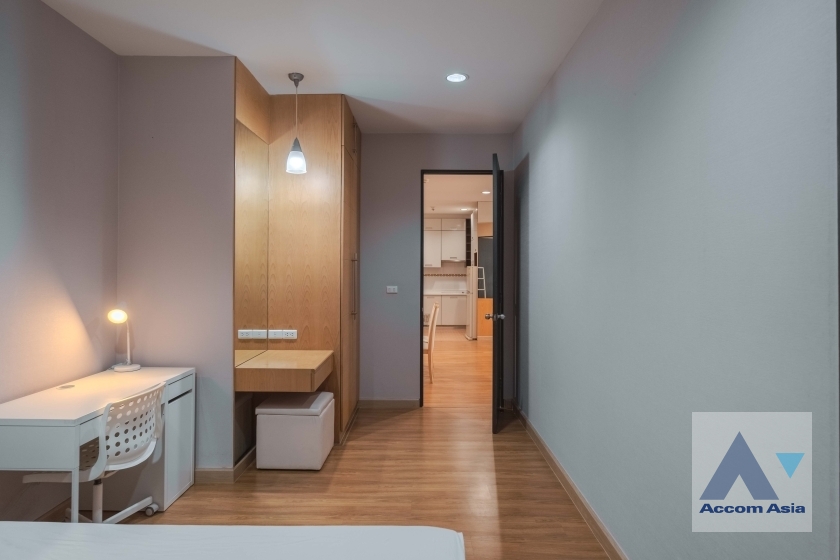 19  3 br Condominium For Rent in Sukhumvit ,Bangkok BTS Asok - MRT Sukhumvit at CitiSmart Sukhumvit 18 AA38696