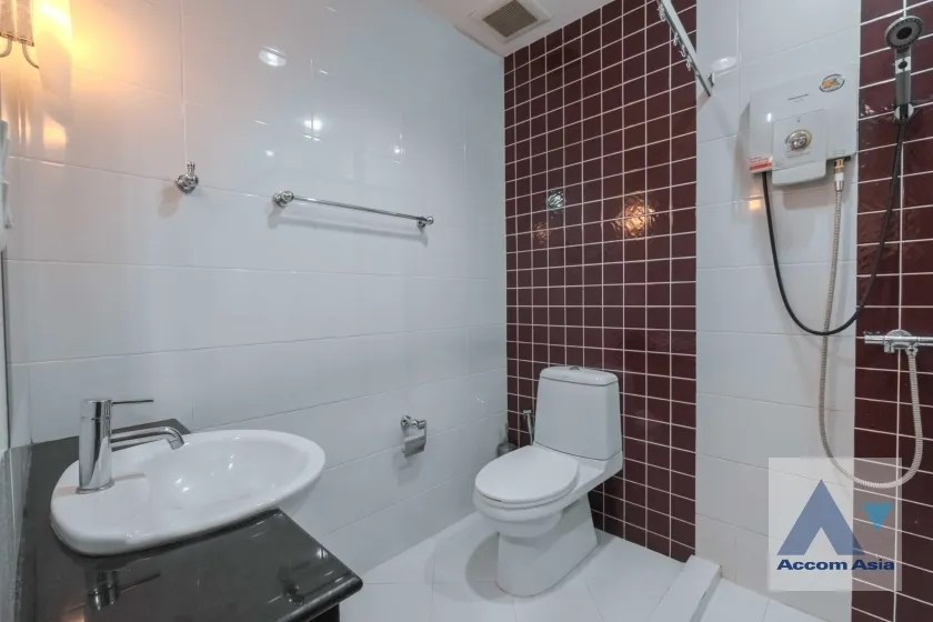 25  3 br Condominium For Rent in Sukhumvit ,Bangkok MRT Sukhumvit - BTS Asok at CitiSmart Sukhumvit 18 AA38696