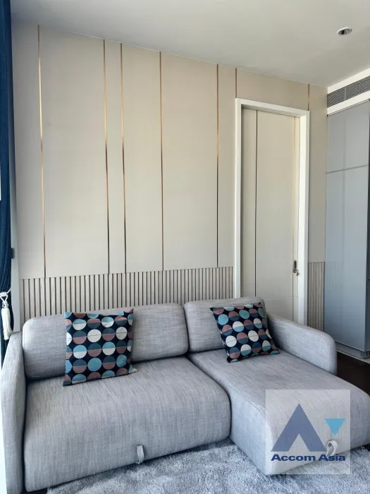 unit 1 Bedroom  Condominium For Rent in Sukhumvit, Bangkok  near BTS Phrom Phong (AA38701)