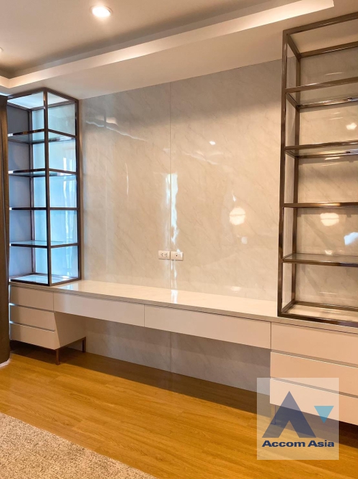 8  3 br House for rent and sale in Pattanakarn ,Bangkok BTS On Nut at The Plant Exclusique Pattanakarn 38 AA38709