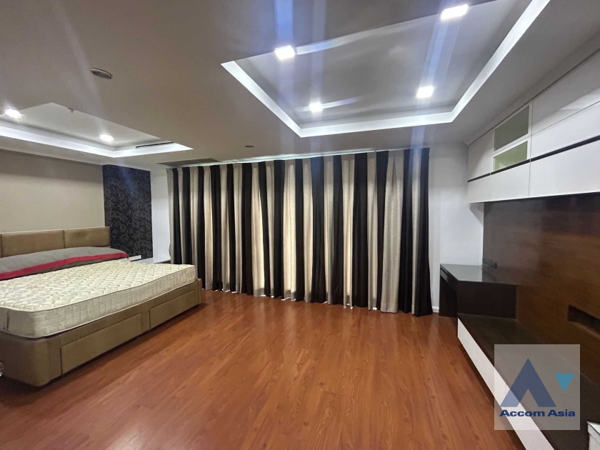 5  1 br Condominium for rent and sale in Sukhumvit ,Bangkok BTS Nana at The Oleander Sukhumvit 11 AA38711