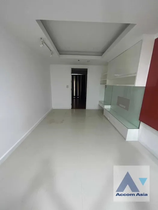 unit 1 Bedroom  Condominium For Rent & Sale in Sukhumvit, Bangkok  near BTS Nana (AA38711)