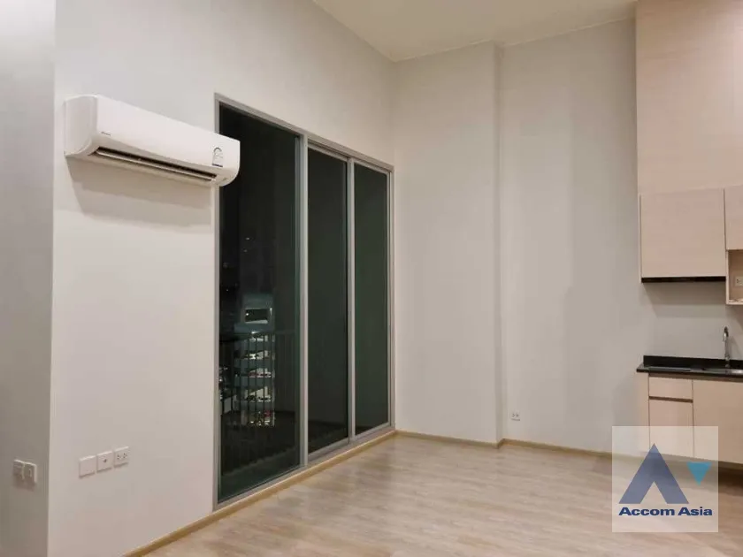 unit 2 Bedrooms  Condominium For Sale in Ratchadaphisek, Bangkok  near MRT Thailand Cultural Center (AA38712)