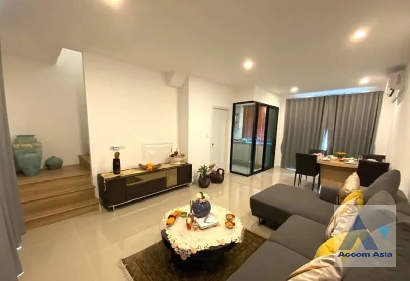 unit 3 Bedrooms  House For Rent & Sale in Lat Phrao, Bangkok  near ARL Hua Mak (AA38721)