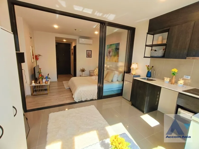 1  1 br Condominium For Rent in Ratchadaphisek ,Bangkok MRT Sutthisan at XT Huaikhwang  AA38729