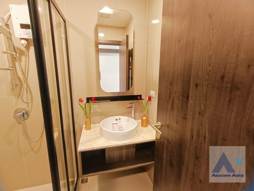 9  1 br Condominium For Rent in Ratchadaphisek ,Bangkok MRT Sutthisan at XT Huaikhwang  AA38729