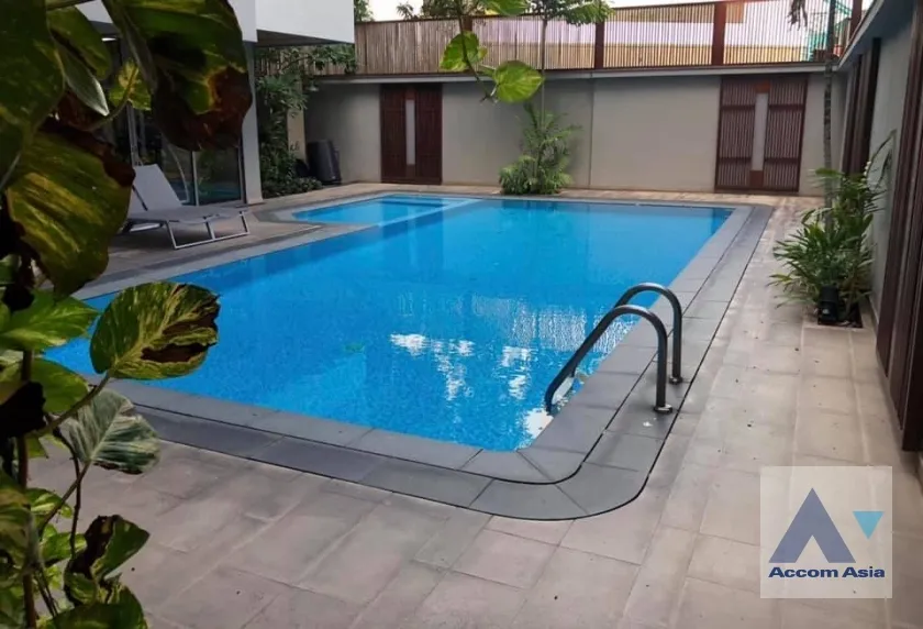  1  3 br Apartment For Rent in Sukhumvit ,Bangkok BTS Thong Lo at Relaxing Balcony - Walk to BTS AA38756