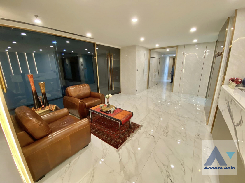 1  Office Space For Rent in Sukhumvit ,Bangkok BTS Asok - MRT Sukhumvit at Ocean Tower 2 AA38765
