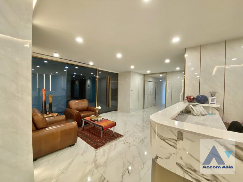  1  Office Space For Rent in Sukhumvit ,Bangkok BTS Asok - MRT Sukhumvit at Ocean Tower 2 AA38765