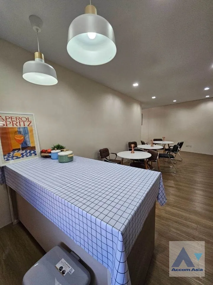 4  House For Rent in Pattanakarn ,Bangkok  AA38767
