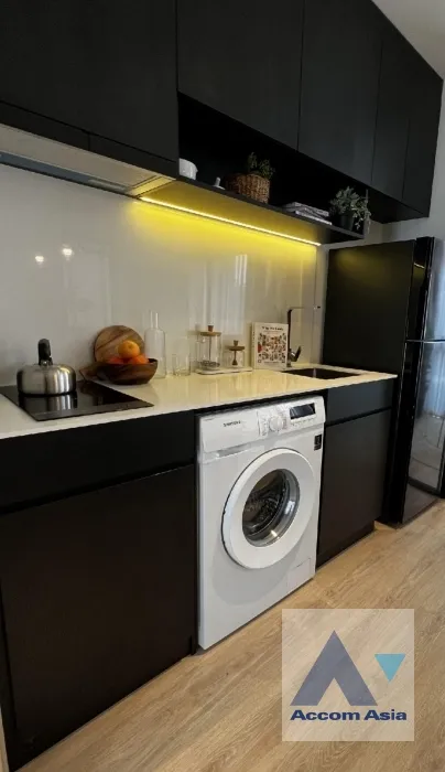 8  2 br Condominium For Sale in Ratchadaphisek ,Bangkok  at Nue District R9 AA38813