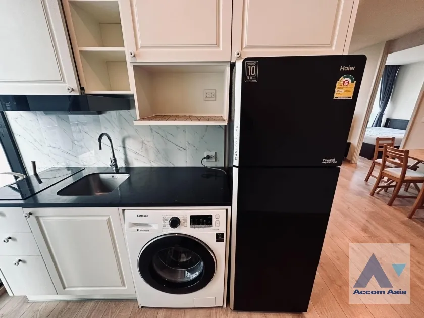 unit 2 Bedrooms  Condominium For Rent in Sukhumvit, Bangkok  near BTS Asok - MRT Sukhumvit (AA38824)