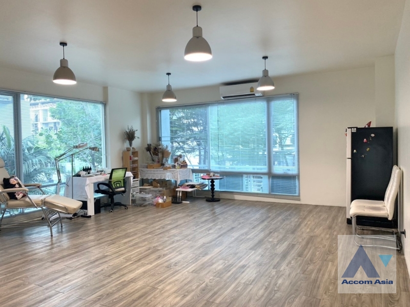 8  3 br Townhouse For Sale in Ratchadaphisek ,Bangkok  at B Square Rama 9 AA38832