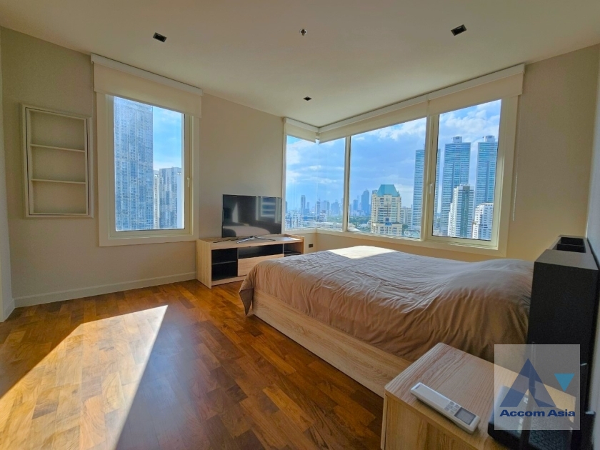 10  2 br Condominium For Rent in Sukhumvit ,Bangkok  at Siri Residence Sukhumvit 24 AA38838