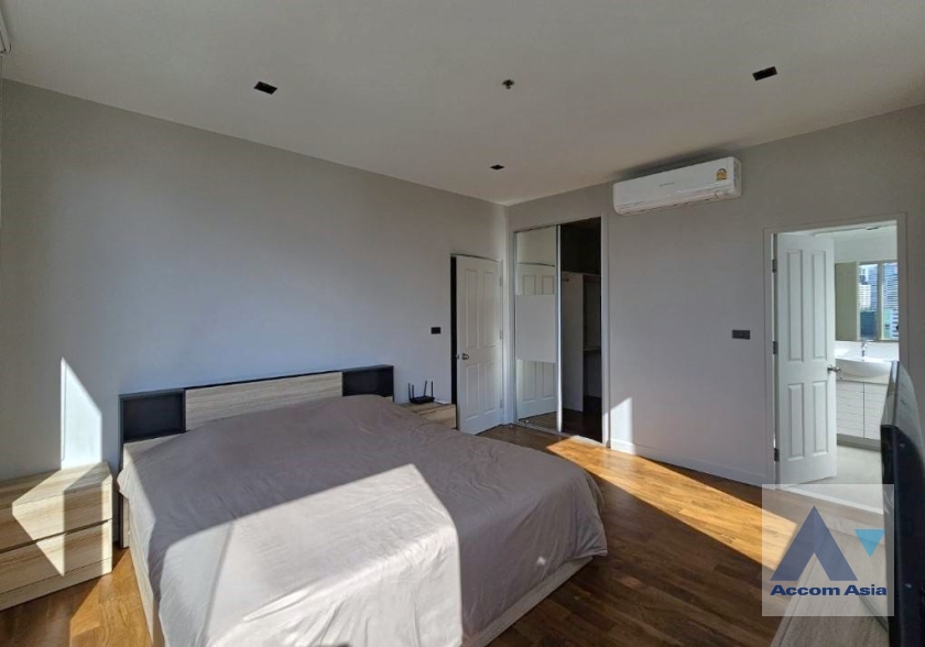 9  2 br Condominium For Rent in Sukhumvit ,Bangkok  at Siri Residence Sukhumvit 24 AA38838