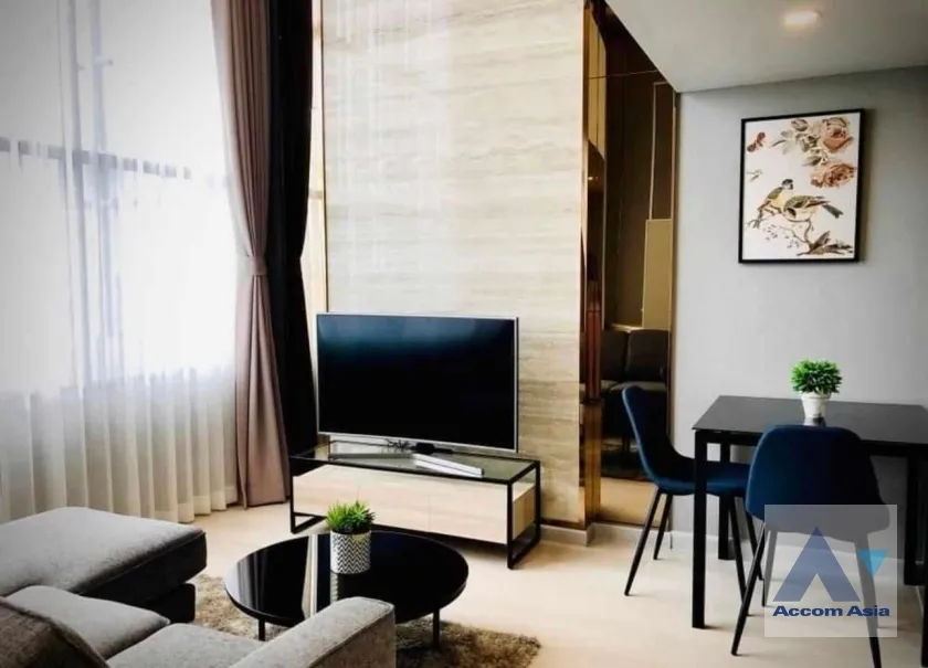 unit 1 Bedroom  Condominium For Rent in Sathorn, Bangkok  near BTS Chong Nonsi (AA38845)