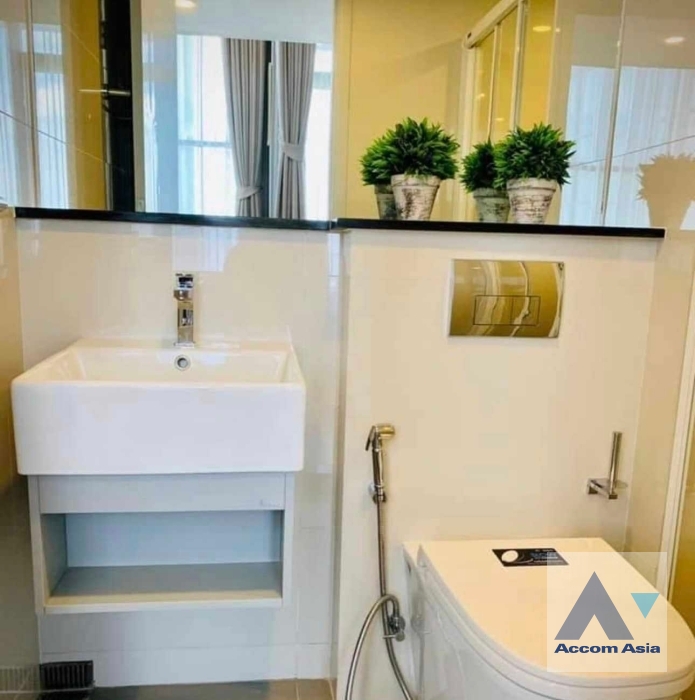 8  1 br Condominium For Rent in Sathorn ,Bangkok BTS Chong Nonsi at Knightsbridge Prime Sathorn Condominium AA38845