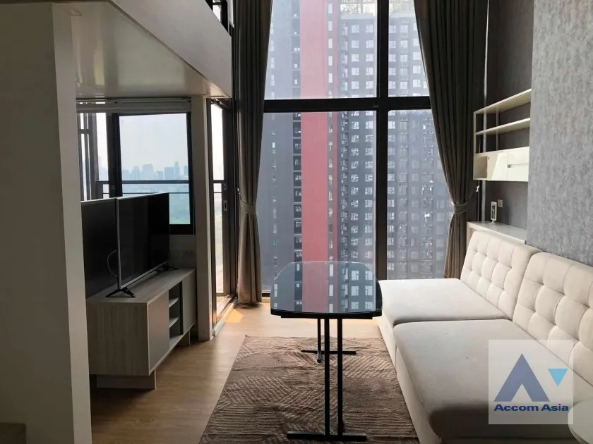  The Lofts Asoke Condominium  1 Bedroom for Rent MRT Phetchaburi in Sukhumvit Bangkok