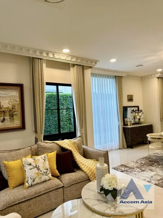 unitGarden, Fully Furnished, Split-type Air, Super Luxury |  4 Bedrooms  House For Rent & Sale in Latkrabang, Bangkok  near ARL Ban Thap Chang (AA38853)