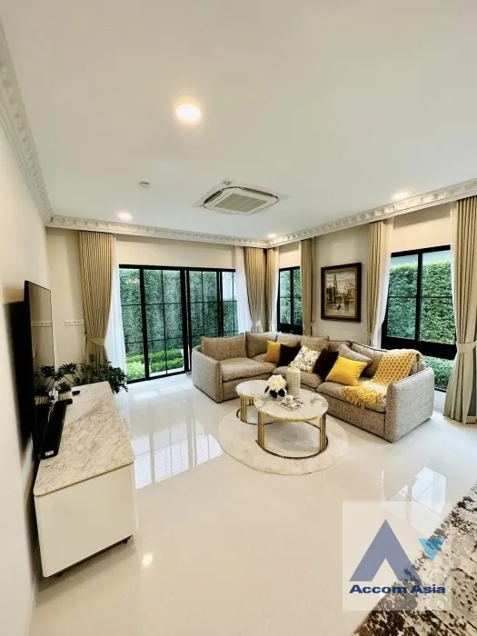 unitGarden, Fully Furnished, Split-type Air, Super Luxury |  4 Bedrooms  House For Rent & Sale in Latkrabang, Bangkok  near ARL Ban Thap Chang (AA38853)