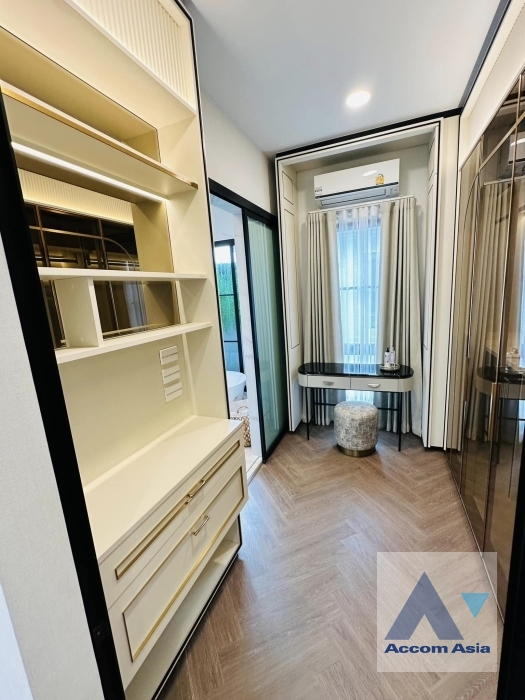 18  4 br House for rent and sale in Latkrabang ,Bangkok ARL Ban Thap Chang at Nantawan Rama 9 New Krungthepkreetha AA38853