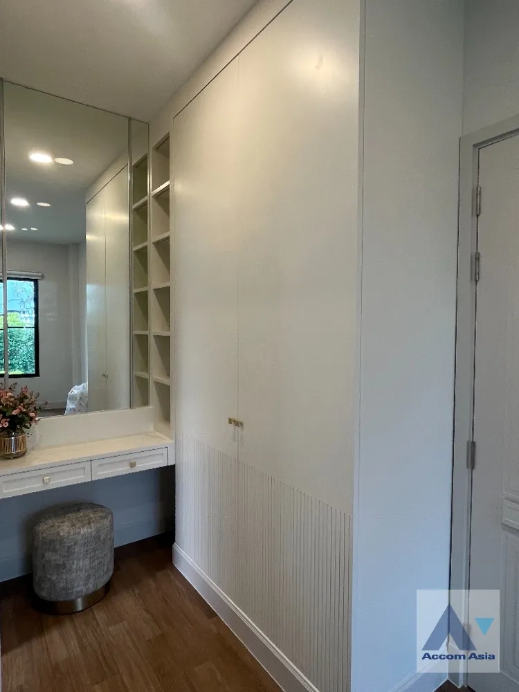 6  4 br House For Rent in Latkrabang ,Bangkok ARL Ban Thap Chang at Nantawan Rama 9 New Krungthepkreetha AA38859