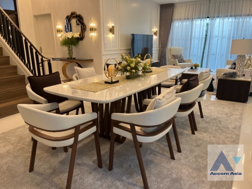 20  4 br House For Rent in Latkrabang ,Bangkok ARL Ban Thap Chang at Nantawan Rama 9 New Krungthepkreetha AA38859
