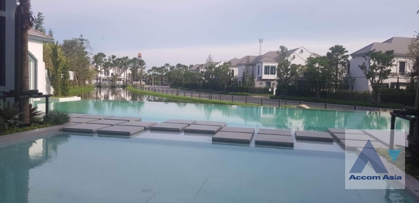 33  4 br House For Rent in Latkrabang ,Bangkok ARL Ban Thap Chang at Nantawan Rama 9 New Krungthepkreetha AA38859