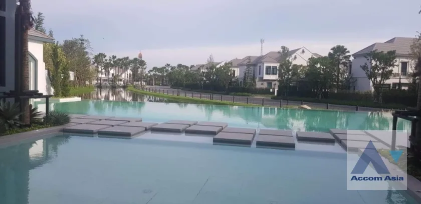 33  4 br House For Rent in Latkrabang ,Bangkok ARL Ban Thap Chang at Nantawan Rama 9 New Krungthepkreetha AA38859