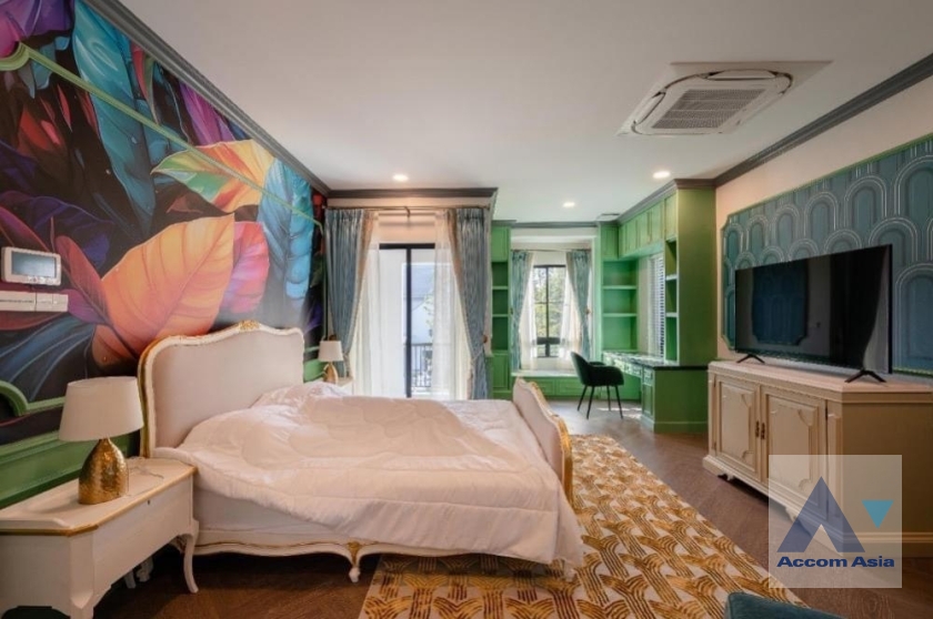 6  4 br House for rent and sale in Latkrabang ,Bangkok ARL Ban Thap Chang at Nantawan Rama 9 New Krungthepkreetha AA38862