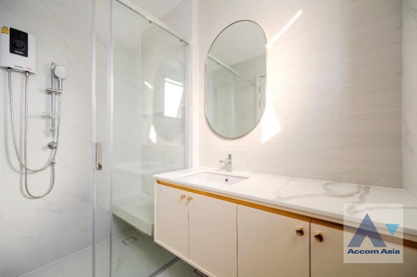 13  4 br House for rent and sale in Latkrabang ,Bangkok ARL Ban Thap Chang at Nantawan Rama 9 New Krungthepkreetha AA38862