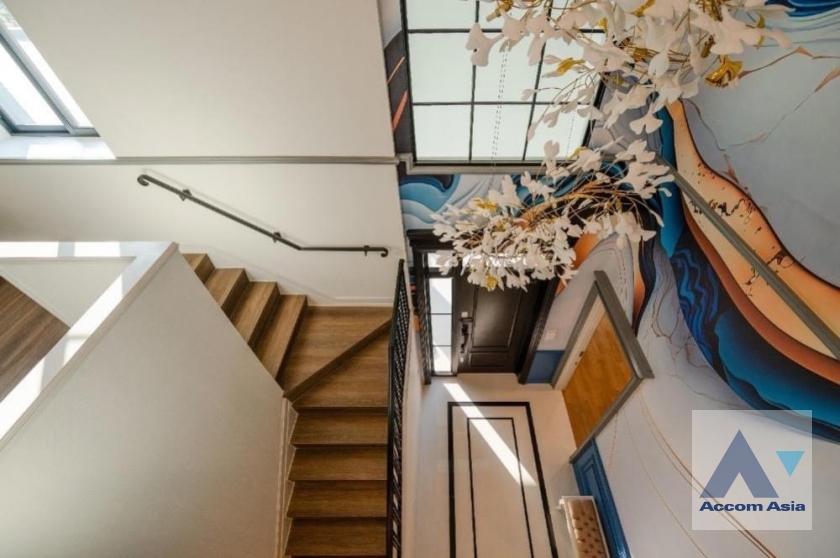 4  4 br House for rent and sale in Latkrabang ,Bangkok ARL Ban Thap Chang at Nantawan Rama 9 New Krungthepkreetha AA38862